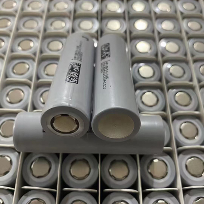 3.7V Τυπική κυλινδρική κυψέλη ιόντων λιθίου 3200mAh Μεγάλη χωρητικότητα 18650 μπαταρίες λιθίου