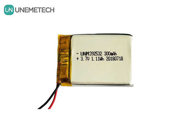 GPS Tracker Προσαρμοσμένη μπαταρία πολυμερούς λιθίου / 3.7V 300mAh 392532 επαναφορτιζόμενη μπαταρία Lipo