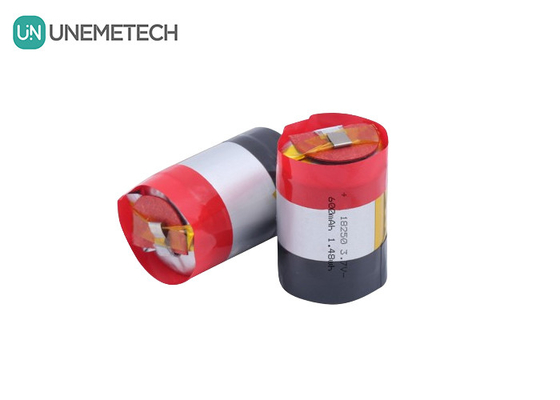 18250 630mAh 3.7V κυλινδρική επαναφορτιζόμενη μπαταρία πολυμερούς ιόντων λιθίου με ρεύμα εκφόρτισης 5A